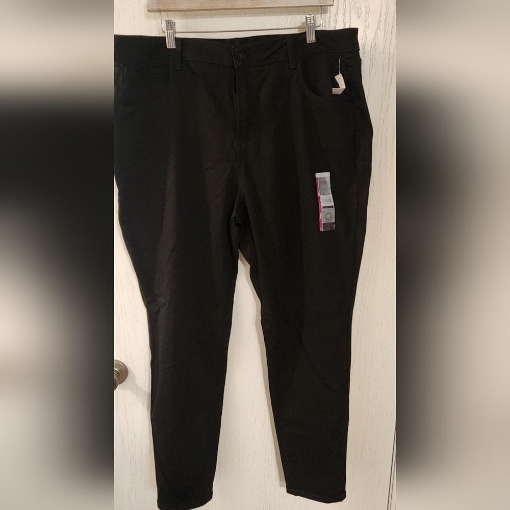 No Boundaries Black High-Rise Skinny Pants